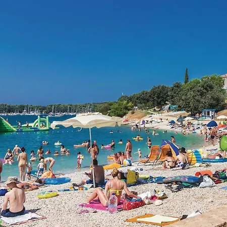 Lägenhet 2 Bedroom Lovely In *